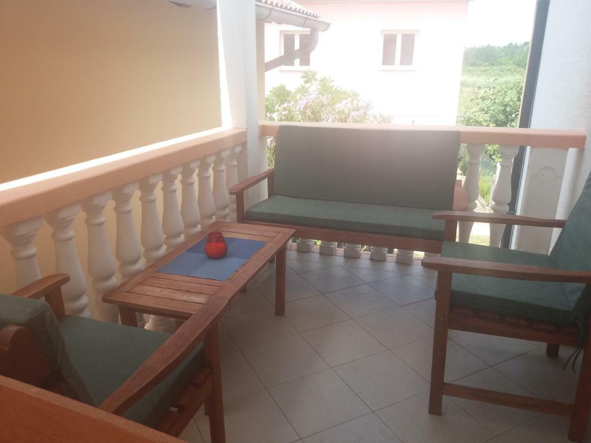 Apartman Nin-Dodo Luaran gambar
