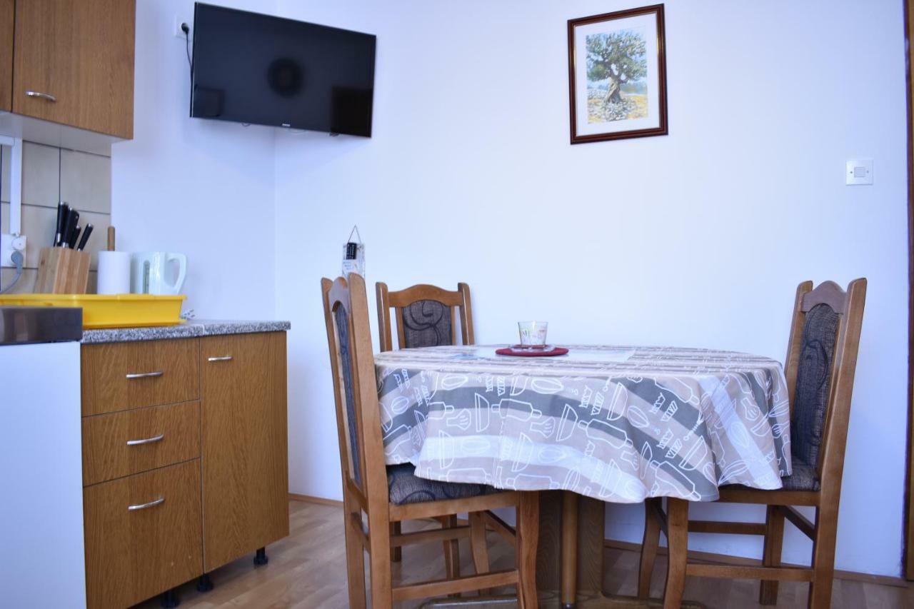 Apartman Nin-Dodo Luaran gambar