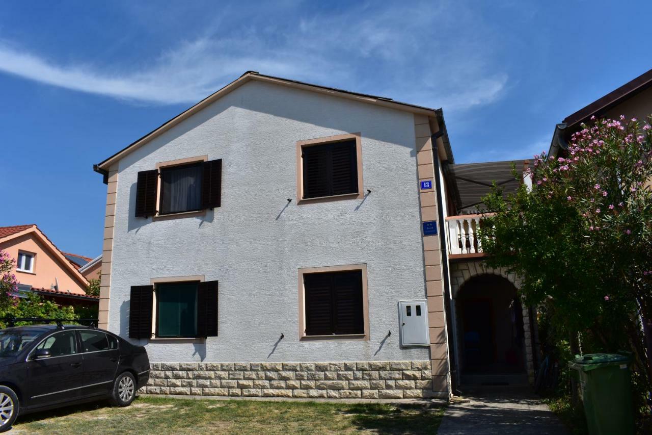Apartman Nin-Dodo Luaran gambar