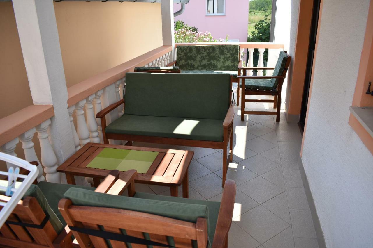 Apartman Nin-Dodo Luaran gambar